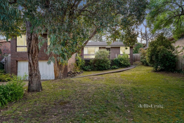 12 Suzanne Court Briar Hill 3088