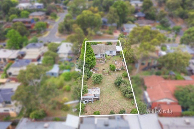 12 Swan Street Eltham 3095