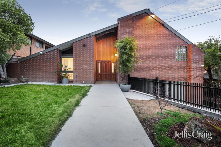 12 Toulon Drive Templestowe Lower 3107