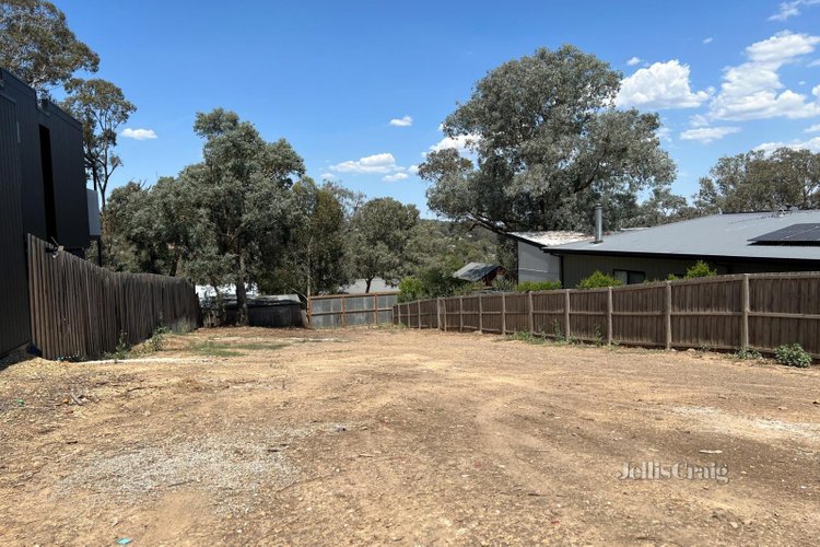 12 Upper Road Wattle Glen 3096