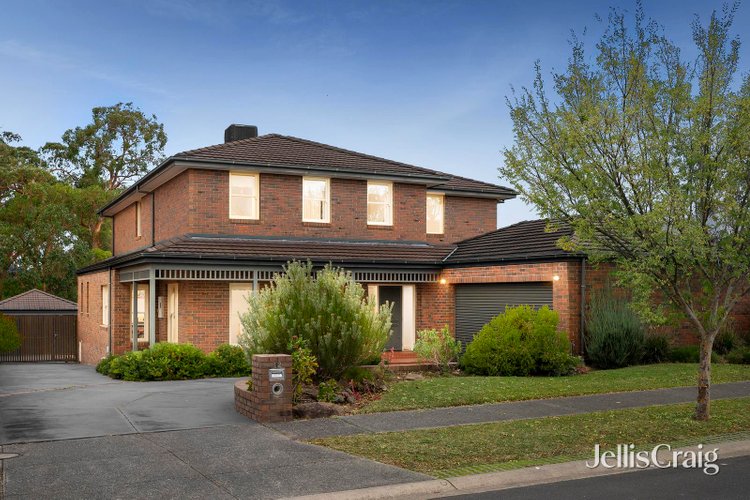 12 Valley Park Drive Mooroolbark 3138