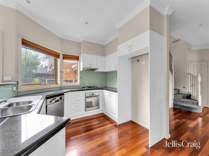 1/2 View Road Glen Waverley 3150