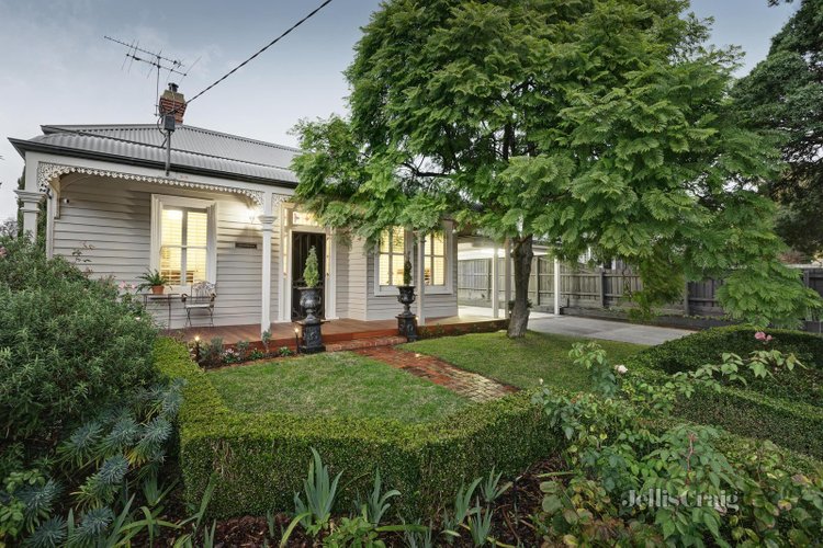 12 Warburton Road Camberwell 3124