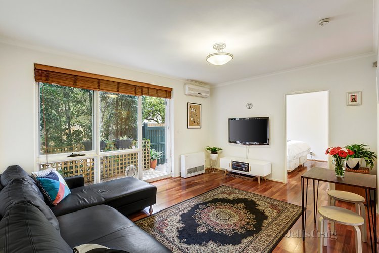 1/20 Alexandra Street Thornbury 3071
