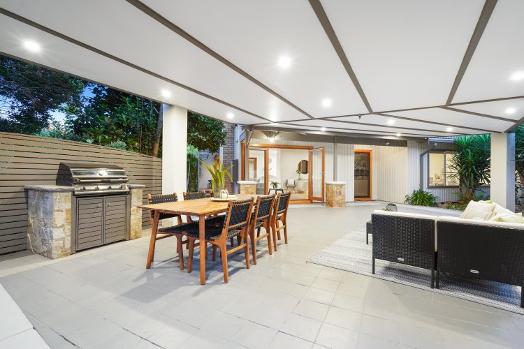 1 20 Coomleigh Avenue Glen Waverley 3150