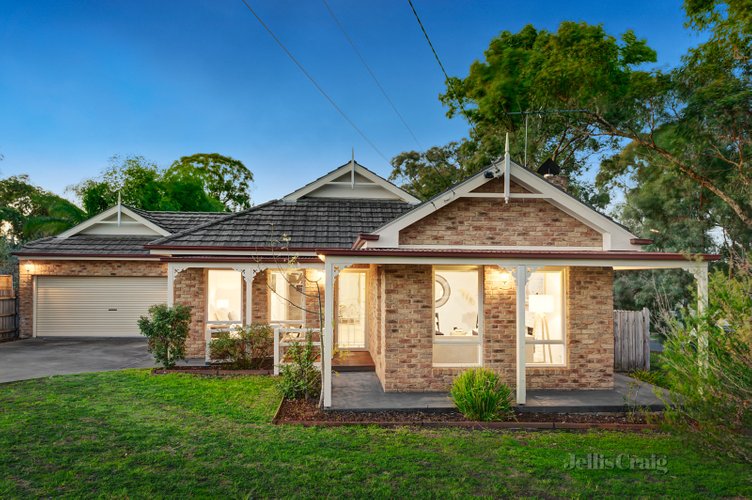 120 Mountain View Road Briar Hill 3088