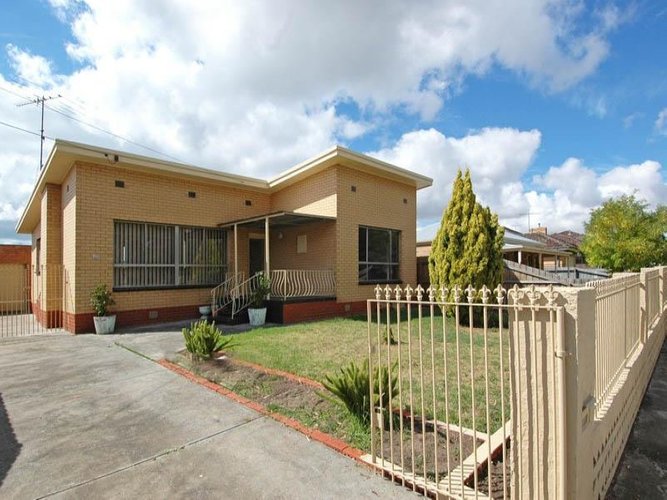 120 Thompsons Road North Geelong 3215