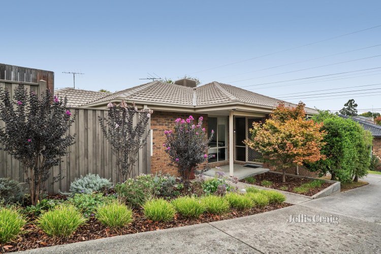 1 20 Torroodun Street Mount Waverley 3149