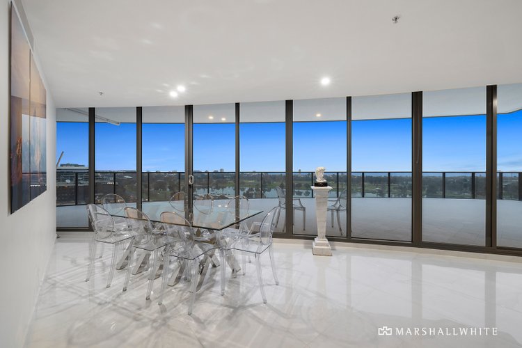 1201/55 Queens Road