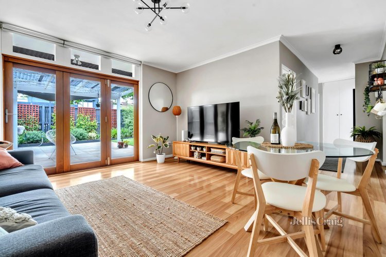 1 203 Station Street Fairfield 3078