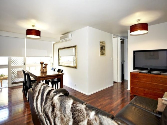 1 207 Canterbury Road St Kilda West 3182