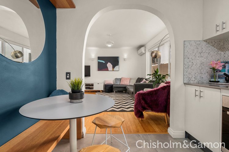 1 208 Tennyson Street Elwood 3184