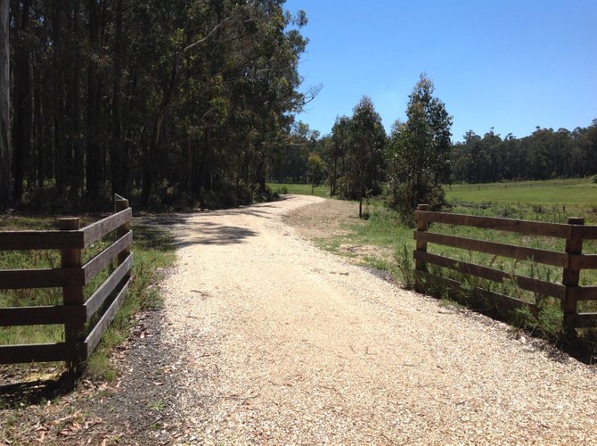 121 Blue Mount Road Trentham 3458