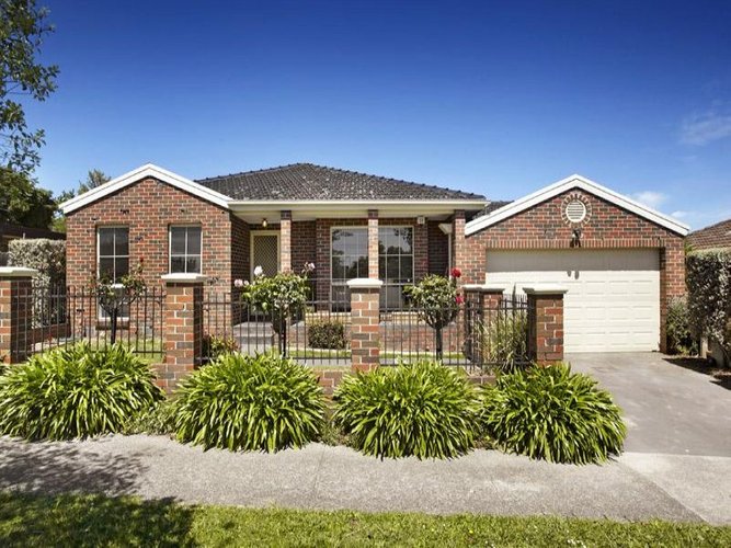 1 21 Clyde Street Box Hill North 3129