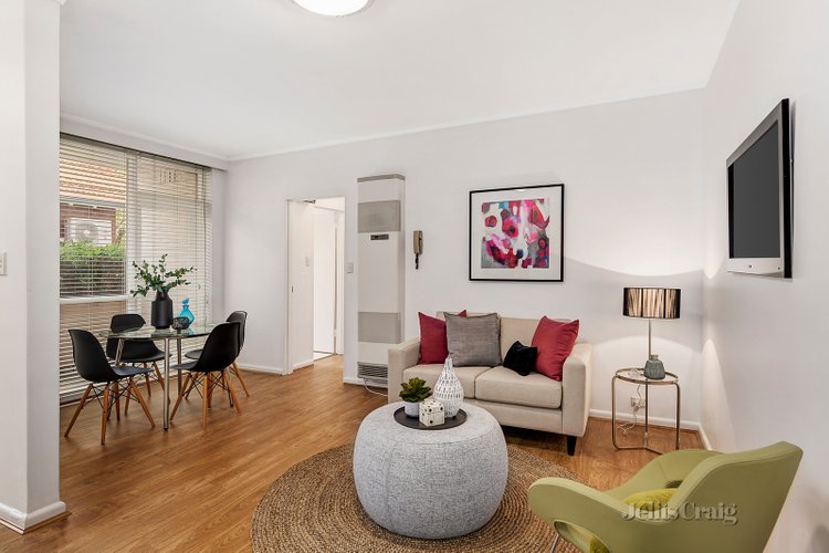 1/21 Elm Street Hawthorn 3122