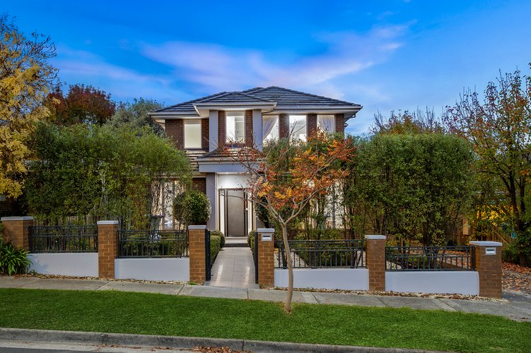 1 21 Haig Street Burwood 3125