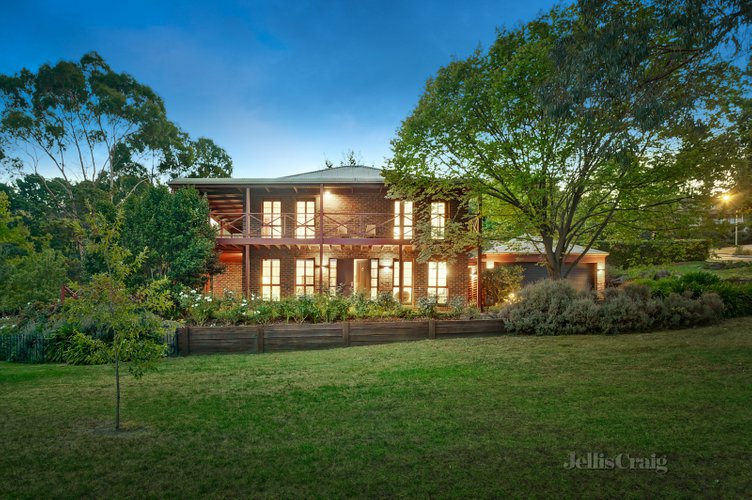 121 Landscape Drive Doncaster East 3109
