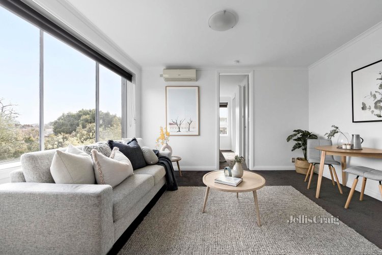 12 12-14 Farnham Court Flemington 3031