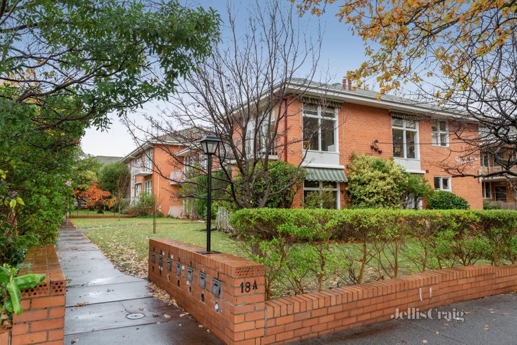 12 18A Mercer Road Armadale 3143