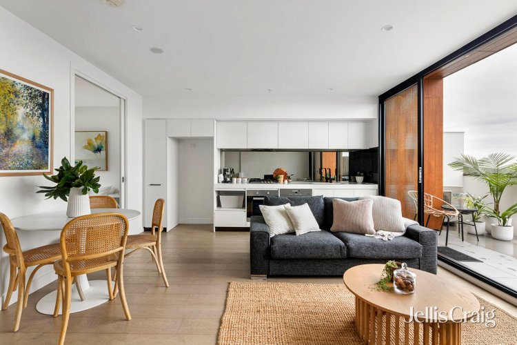 12 1A Campbell Grove Northcote 3070