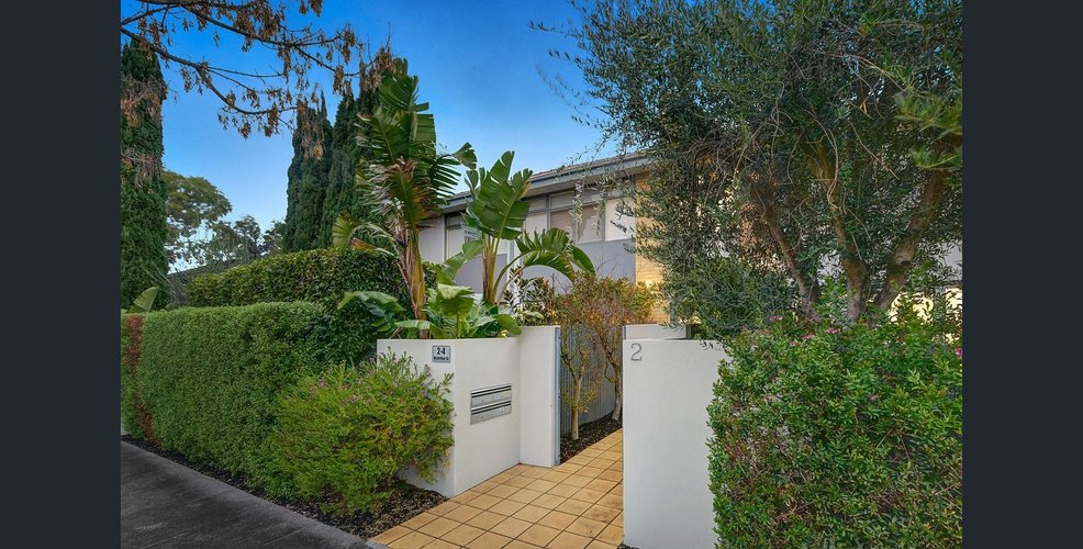 12/2-4 McArthur Street Bentleigh 3204