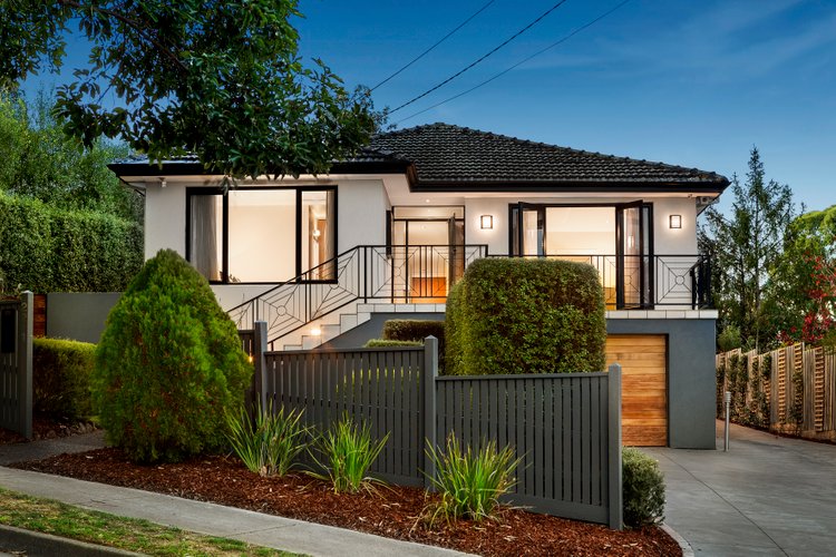 1 22 Aurisch Avenue Glen Waverley 3150