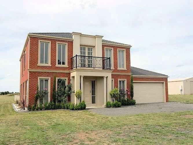 122 Cummins Road Miners Rest 3352