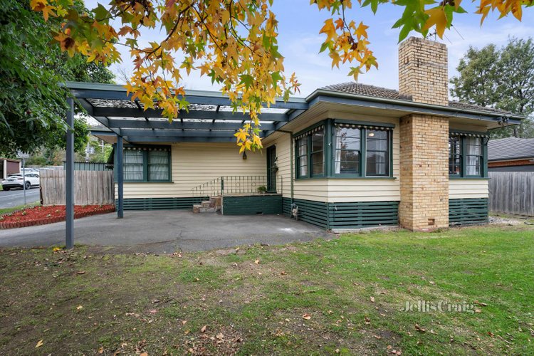 122 Mt Dandenong Road Ringwood East 3135