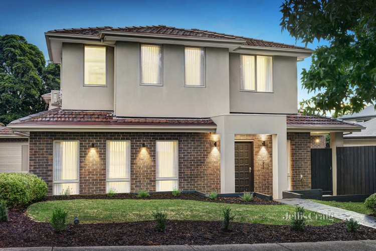 1 22 Roberts Street Glen Waverley 3150