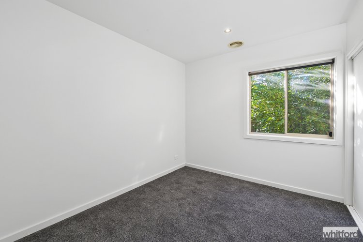 1/221 Roslyn Road, Belmont