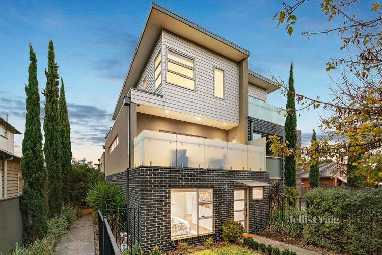 1 224 Pascoe Vale Road Essendon 3040