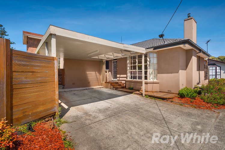 1 225 Gallaghers Road Glen Waverley 3150