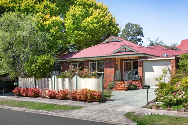 1 23 Dobell Street Blackburn South 3130