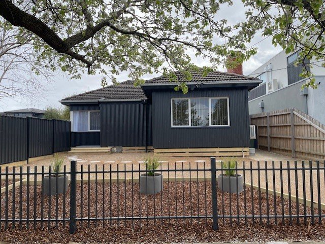 1/23 Neville Street Bentleigh East 3165