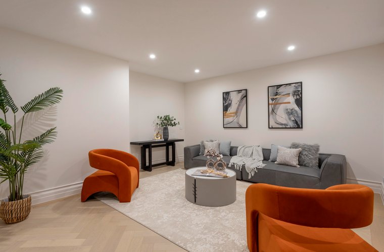 1 23 Rangeview Grove Balwyn North 3104