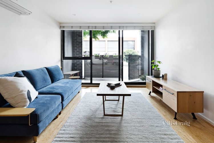 1 230 Dryburgh Street North Melbourne 3051