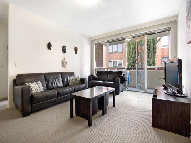 12 39 Hotham Street St Kilda East 3183