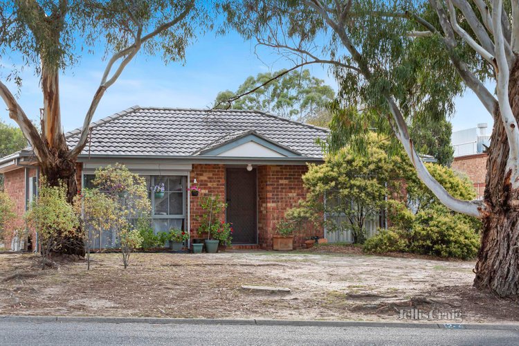 12 4-6 St Catherines Court Mornington 3931