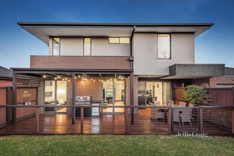 1 24 Carween Avenue Mitcham 3132