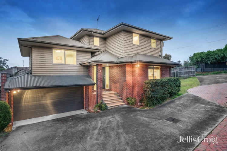 1 24 Dudley Street Mitcham 3132