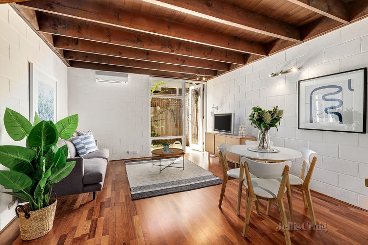 12/44 Strettle Street Thornbury 3071