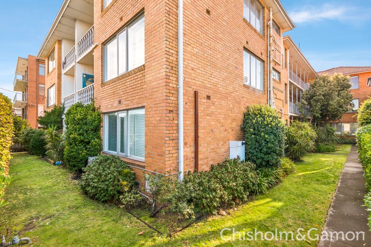 12 45a Ormond Esplanade Elwood 3184