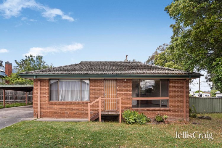 1 24a Kemps Street Ringwood East 3135