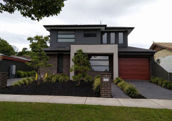 1/25 Simpsons Road  Box Hill North 3129