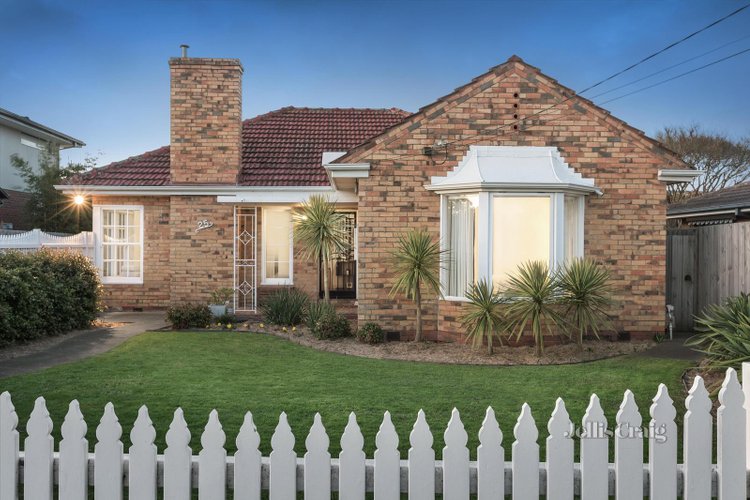 1 25 Uonga Road Bentleigh 3204