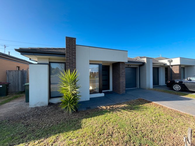 125 Wurrook Circuit  North Geelong 3215