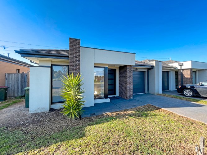 125 Wurrook Circuit  North Geelong 3215