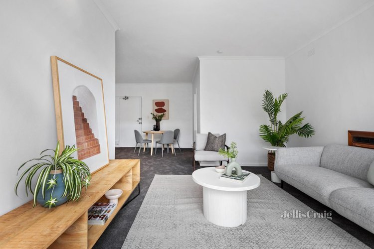 12 55 Dover Street Flemington 3031