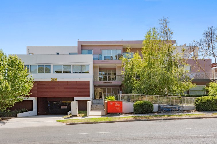 1/259 Canterbury Road Forest Hill 3131