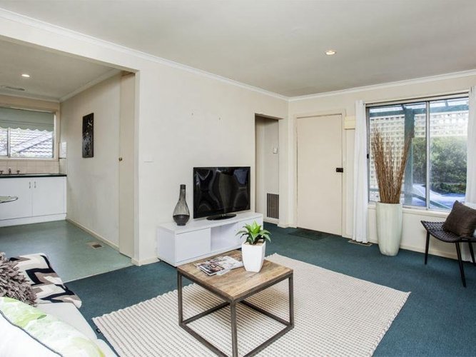 1 26 Ruby Street Essendon West 3040
